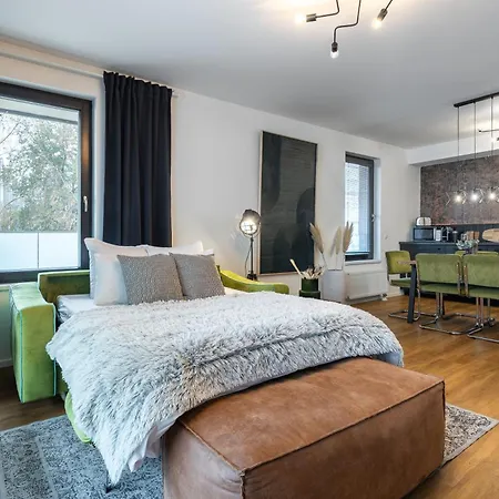 Invalidovna With Free Parking Appartement
