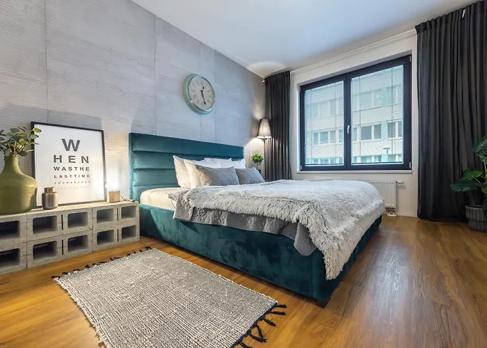 Invalidovna With Free Parking Lägenhet