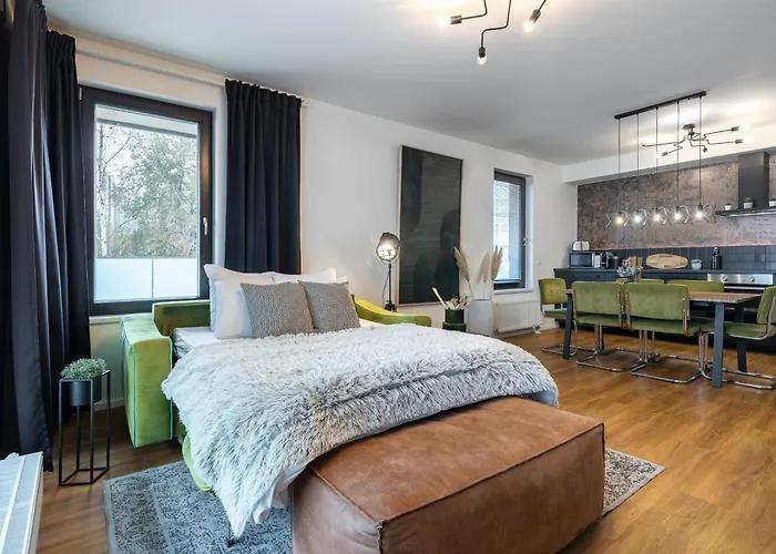 Invalidovna With Free Parking Lägenhet